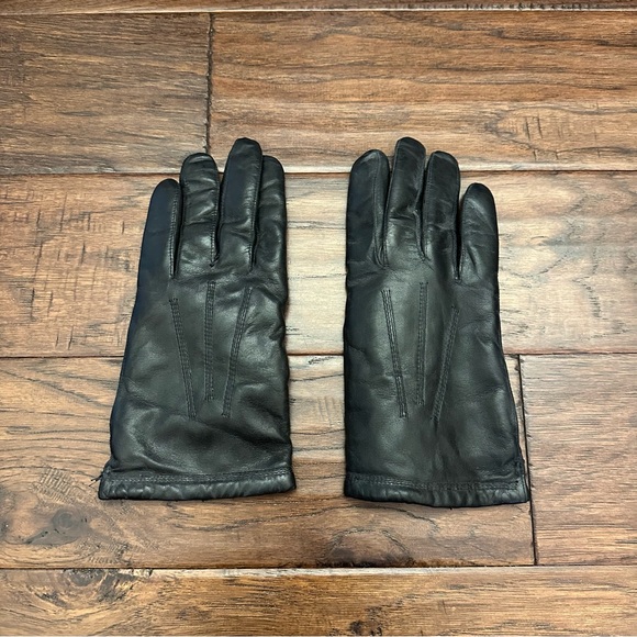 Christian dior leather gloves - Picture 1 of 4